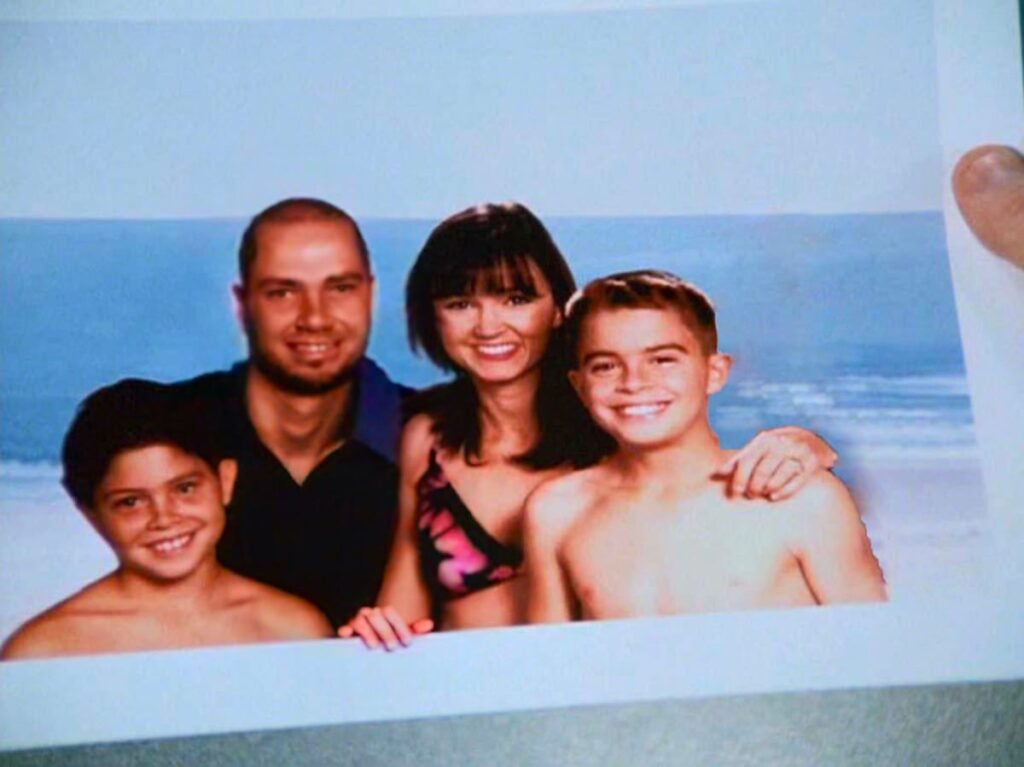 Photoshop solving George Constanza's airbrushing problem