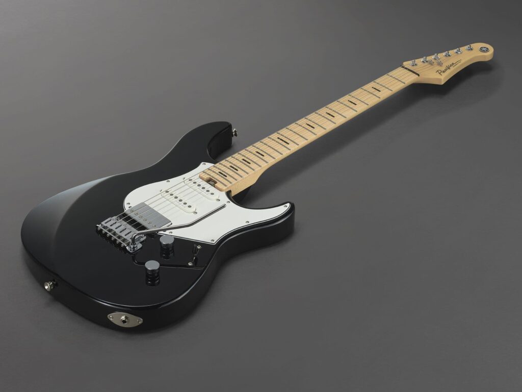 Yamaha Pacifica Standard Plus Black