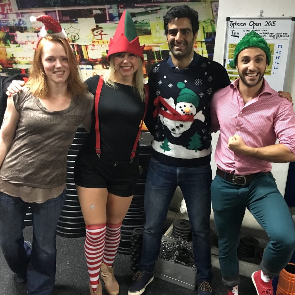 Crossfit Typhoon sweater monkeys